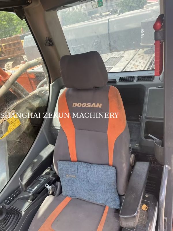 Ekskavator Doosan DX500LC-9C Bekas 800 Rpm Tenaga Kuda Dan Tinggi Penggalian Maksimum 11