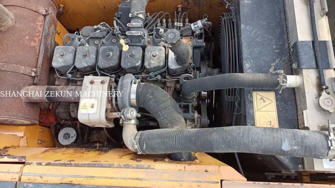 Hyundai R210W-9 Excavator Beroda 330 L Kapasitas Tangki Bahan Bakar Dan Katup Hidraulik