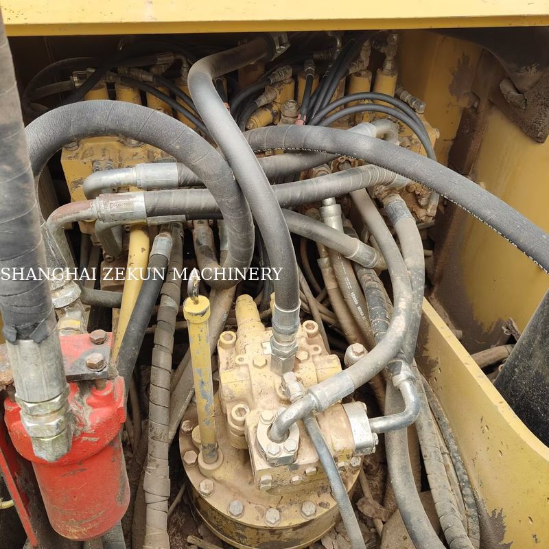 Ekskavator CAT 320D 2016 Kelas 20 Ton Dengan Mesin CAT C6.4 ACERT Kedalaman Gali Maksimum 680 Mm
