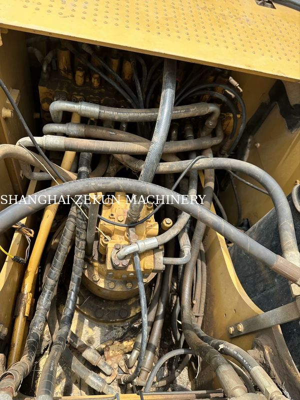 2014 CAT 320D2 Excavator 10 812hrs Dan Kinerja Hidrakulik Aliran 2 × 214 L/menit Kecepatan perjalanan 3,5 / 5,5 Km/jam