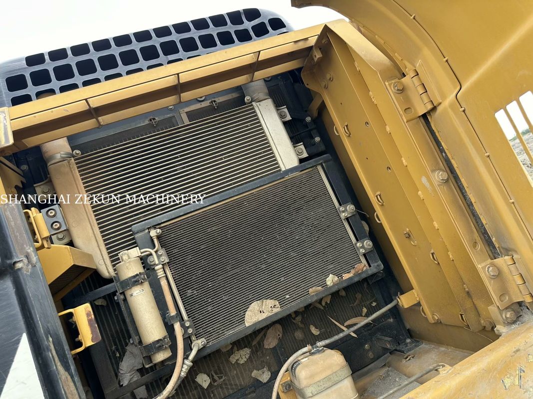 2014 CAT 320D2 Excavator 10 812hrs Dan Kinerja Hidrakulik Aliran 2 × 214 L/menit Kecepatan perjalanan 3,5 / 5,5 Km/jam