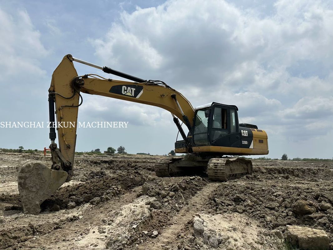 2014 CAT 320D2 Excavator 10 812hrs Dan Kinerja Hidrakulik Aliran 2 × 214 L/menit Kecepatan perjalanan 3,5 / 5,5 Km/jam
