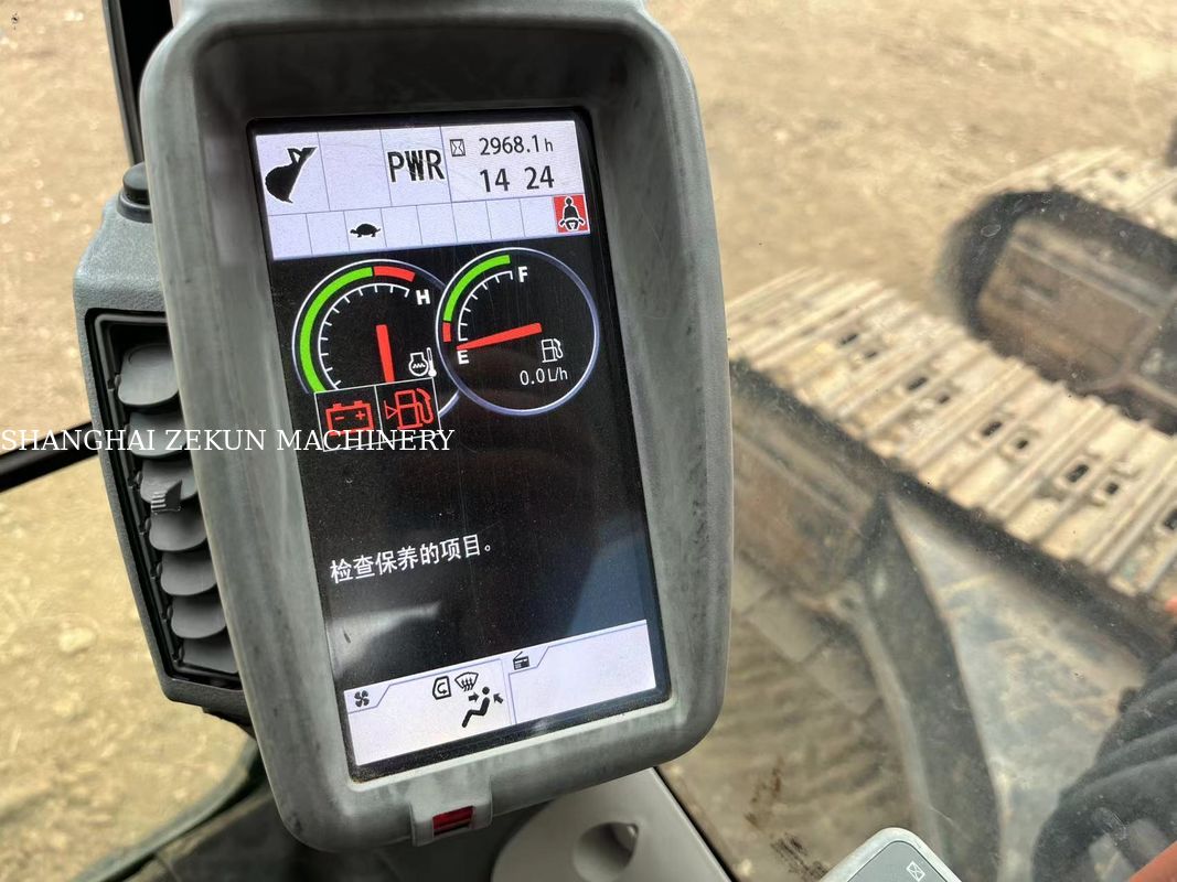 Ekskavator Hitachi ZX330-5A 2022 dengan 2968 jam, Tekanan Hidrolik 34.3 MPa, Panjang Boom 6.5 M