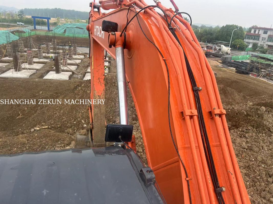 Ekskavator Hitachi ZX220-5A 2020 6541 jam Tinggi Gali Maksimum 630 mm Kedalaman Gali Maksimum 670 mm Untuk Pekerjaan Berat