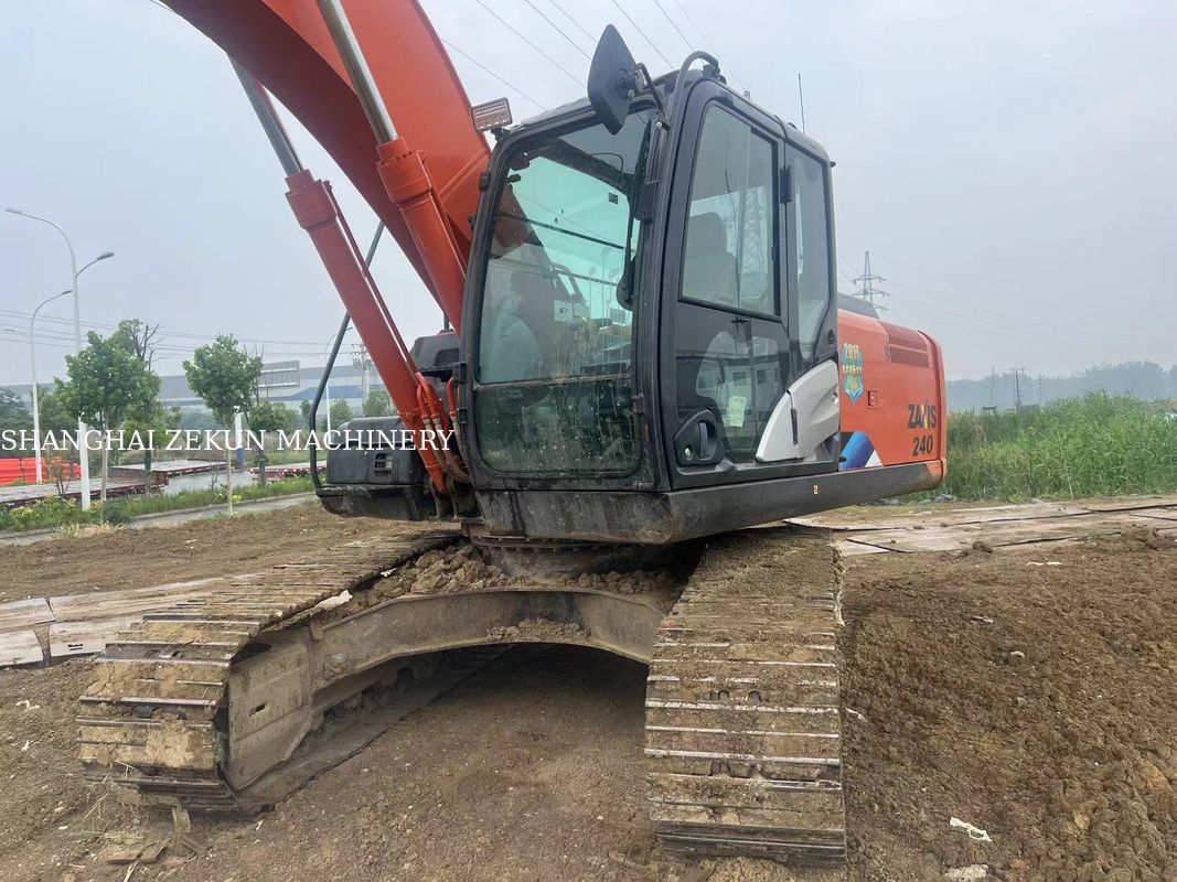 2022 Hitachi ZX200-5A Excavator Dengan Max Digging Tinggi 9 Dan Swing Kecepatan 13,3 Rpm 5500hrs