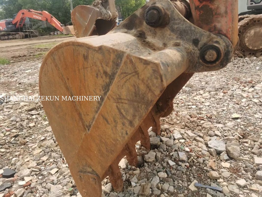 2023 Hitachi ZX60C-6A Excavator 2785 jam Operasi Berat 5 Memenuhi Standar Emisi Tier 3 / Stage III