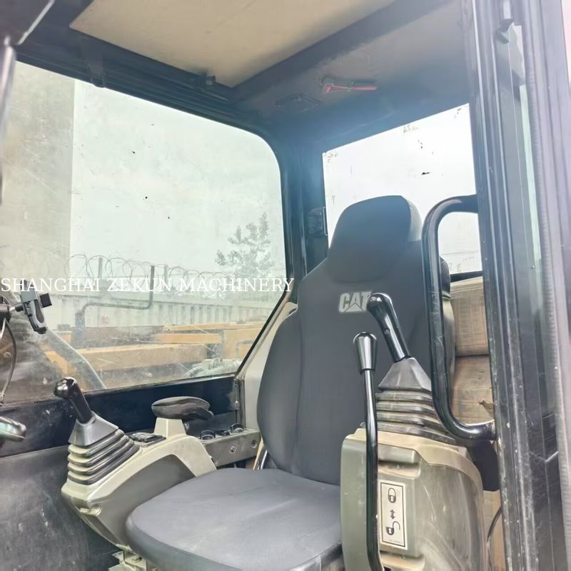 Ekskavator CAT 307E2 2017 12544 jam Tinggi Pembuangan Maks 070 mm Tekanan Hidrolik 28 MPa