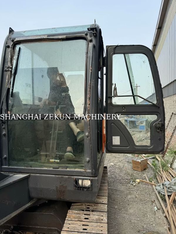 Doosan DX60 Excavator Tingkat 3 Standar Emisi Maksimum Jangkauan Pada Tingkat Tanah 100 Mm Dan Kinerja