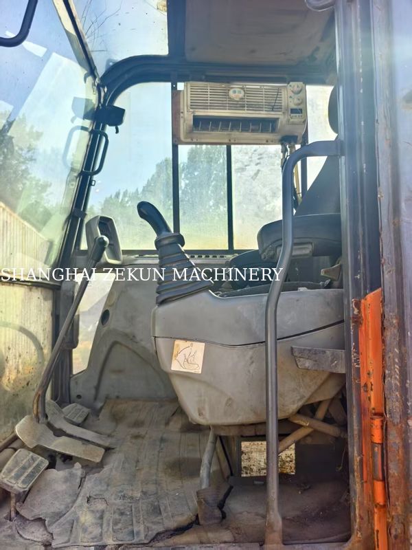 Ekskavator Doosan DX60 2013 Dengan Tekanan Hidrolik 27.5 MPa Dan Tinggi Penggalian Maksimum 800 mm
