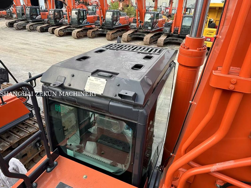 2024 Hitachi ZX520LCH Excavator Jangkauan Maksimum pada Permukaan Tanah 12 Pemindahan 15.68 L untuk Proyek Berikutnya