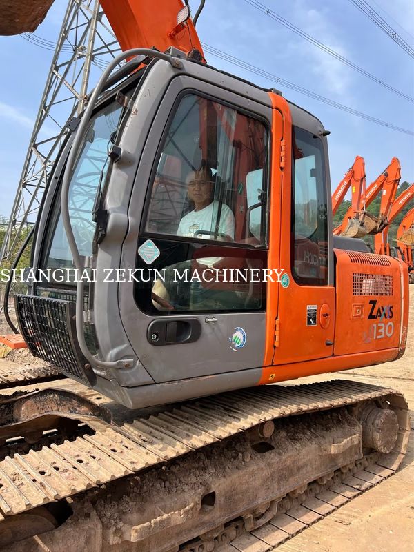 Digunakan Hitachi ZX130-6 Excavator Dengan 11053hrs 4.6m Boom Panjang 34.3 MPa Tekanan hidraulik