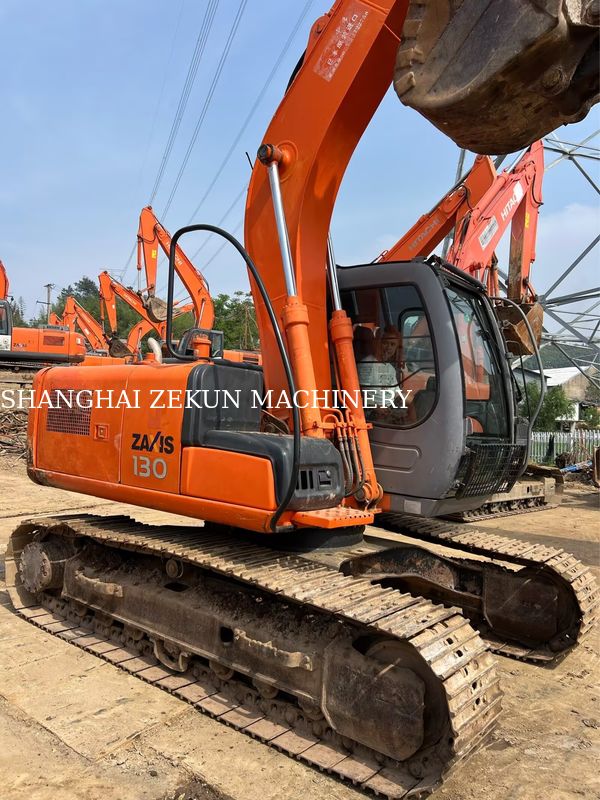 Digunakan Hitachi ZX130-6 Excavator Dengan 11053hrs 4.6m Boom Panjang 34.3 MPa Tekanan hidraulik