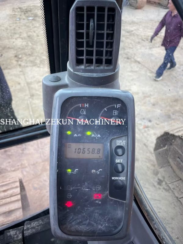 Hitachi ZX200-3G Excavator 10658hrs Panjang lengan 2,94 m Tinggi penggalian maksimum 620 mm