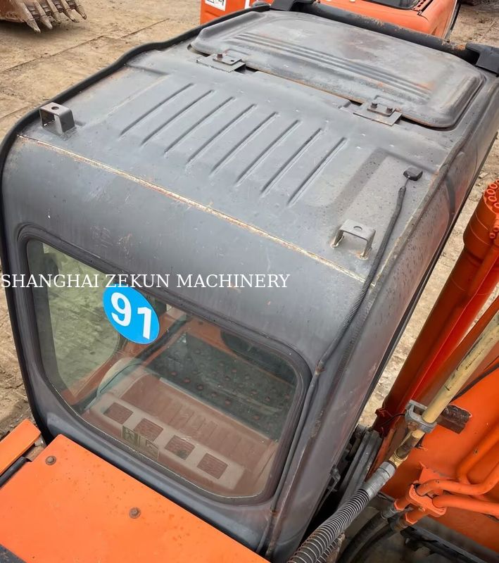 Hitachi ZX200-3G Excavator 10658hrs Panjang lengan 2,94 m Tinggi penggalian maksimum 620 mm