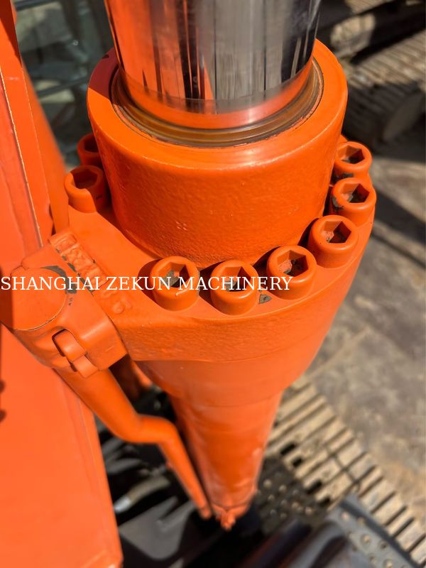 Hitachi ZX200-3G Excavator 12081hrs Kecepatan perjalanan 3.5 / 5.5 Km/h Cab Fitur Multifunction Display