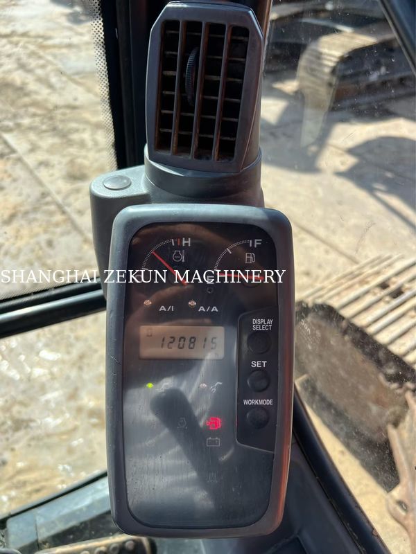 Hitachi ZX200-3G Excavator 12081hrs Kecepatan perjalanan 3.5 / 5.5 Km/h Cab Fitur Multifunction Display