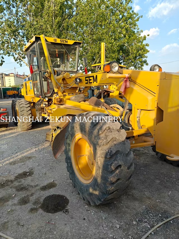 Medium Hydraulic Crawler Excavator Caterpillar Earth Moving Machine Tingkat 4 Standar Emisi Sementara Mesin Konstruksi Bertahan